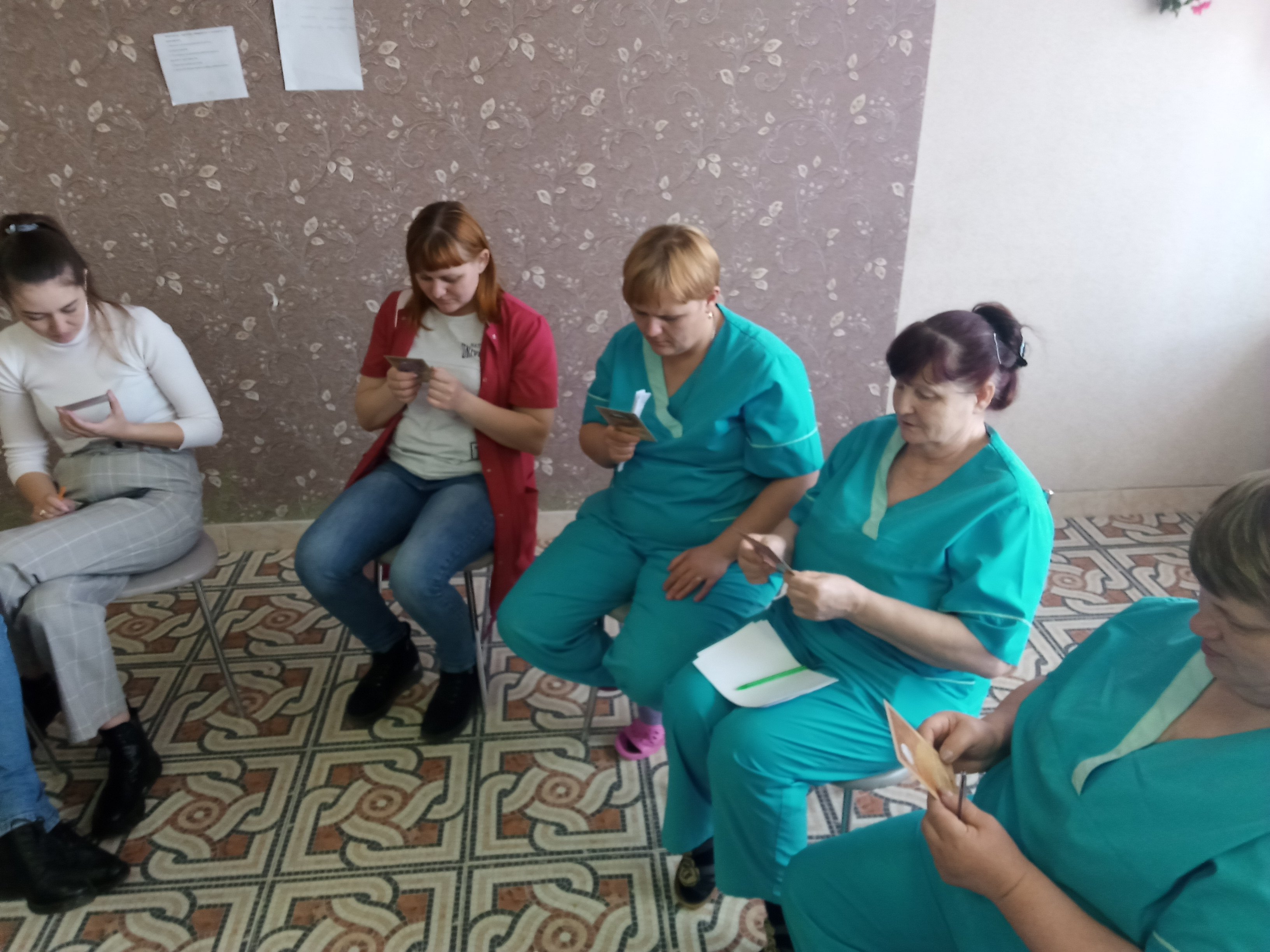 Прошел тренинг по профилактике эмоционального сгорания